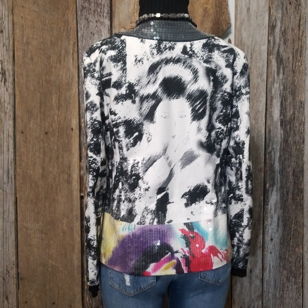 LIKE NEW! CHICO'S GRAPHIC PRINT & SEQUIN JACKET!